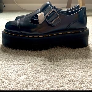 Dr. Marten platform mary janes